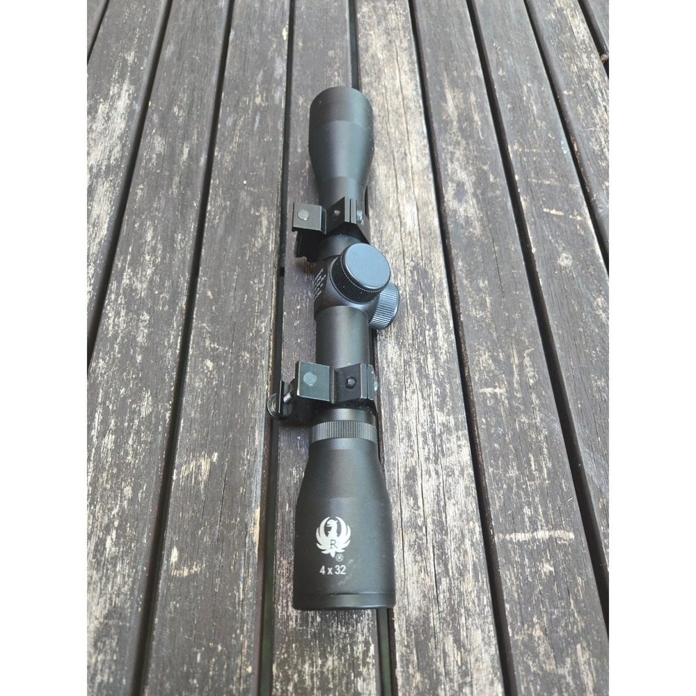 Vintage Ruger 4x32 Air Rifle Scope by Umarex with Mounting Rings